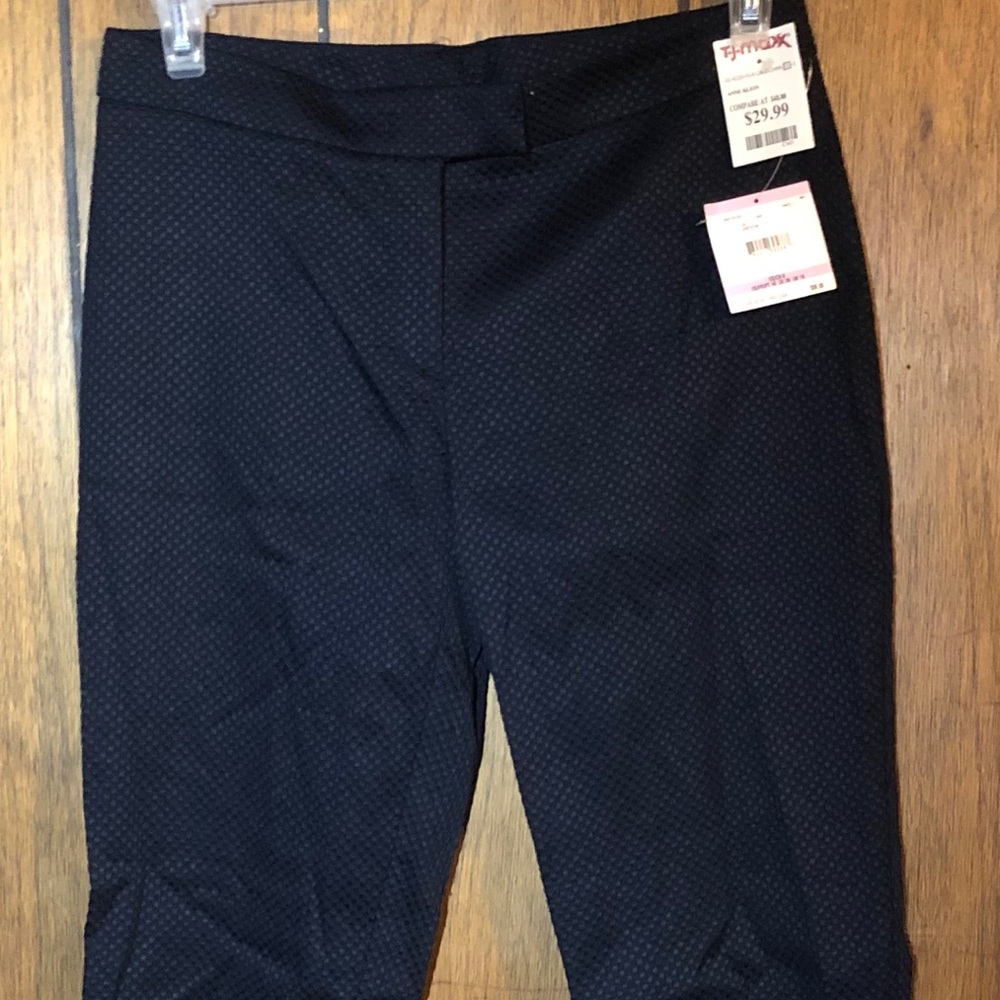 Brand New Anne Klein Size 6